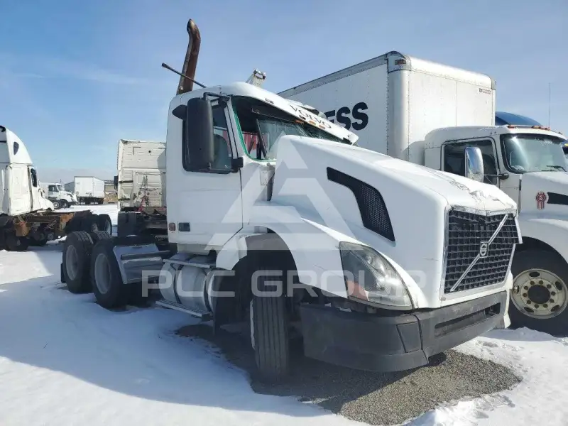 2006 Volvo VNL фото