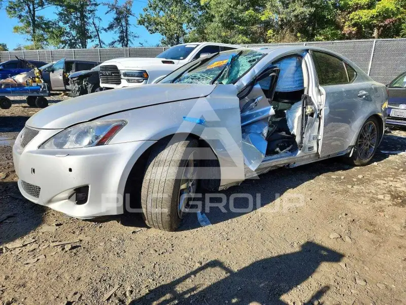 2006 Lexus IS photo