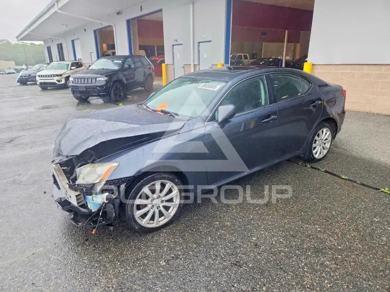 2006 Lexus IS фото