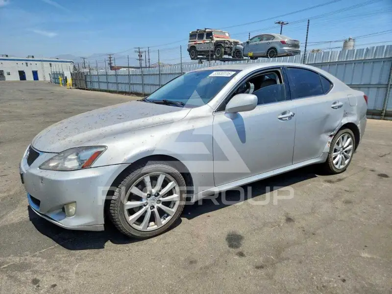 2006 Lexus IS photo