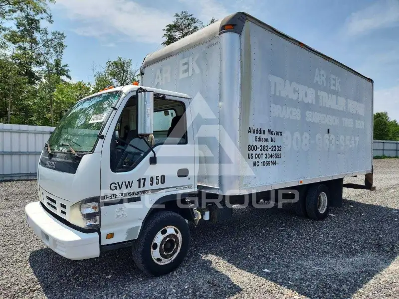 2006 Isuzu NPR фото