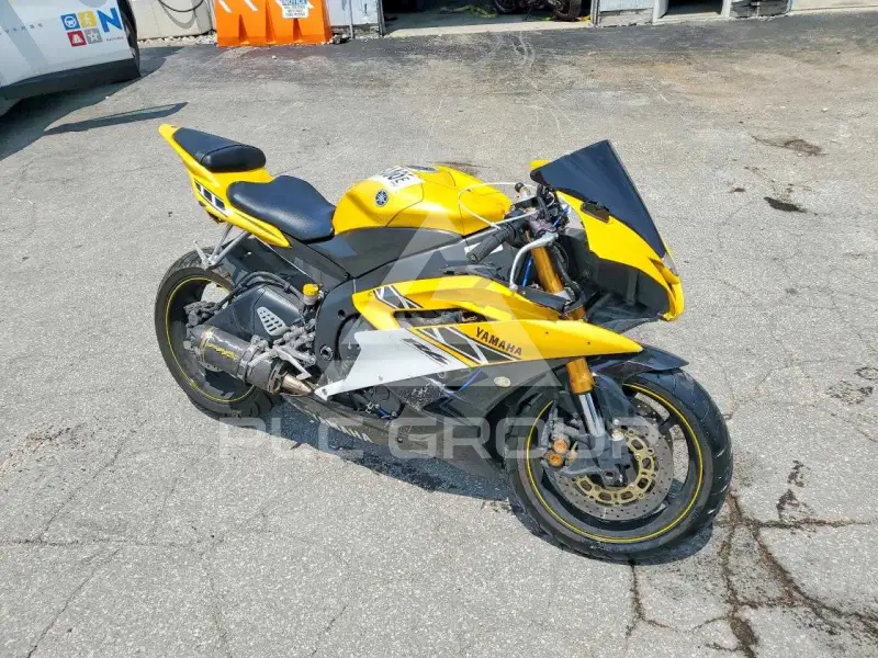 2006 Yamaha YZFR6 фото