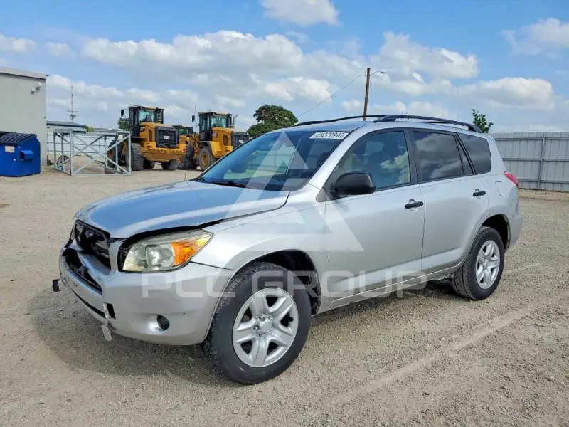 2006 Toyota RAV4 photo