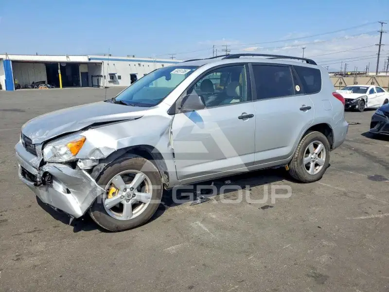 2006 Toyota RAV4 photo