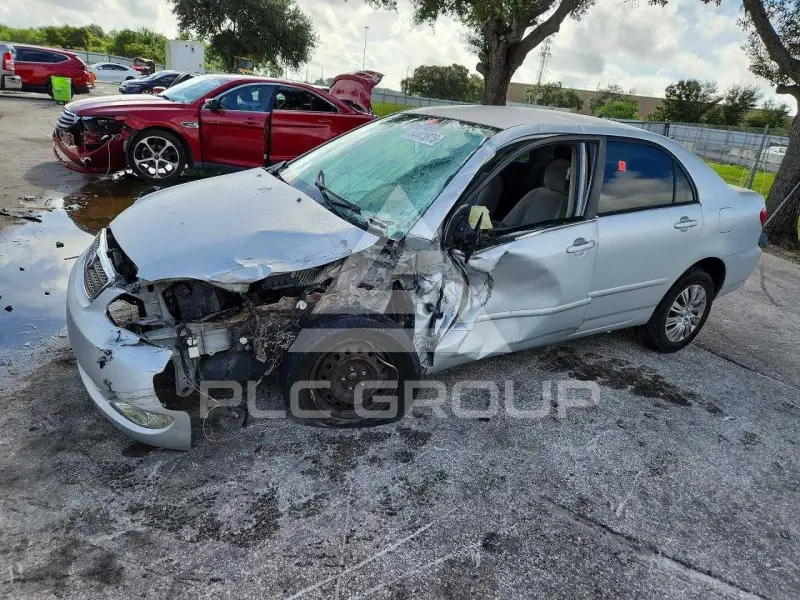 2006 Toyota COROLLA фото