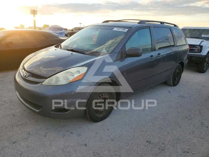 2006 Toyota SIENNA photo