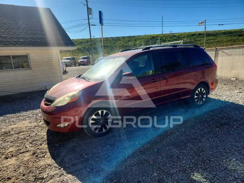 2006 Toyota SIENNA photo