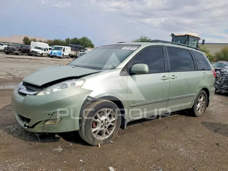 2006 Toyota SIENNA photo