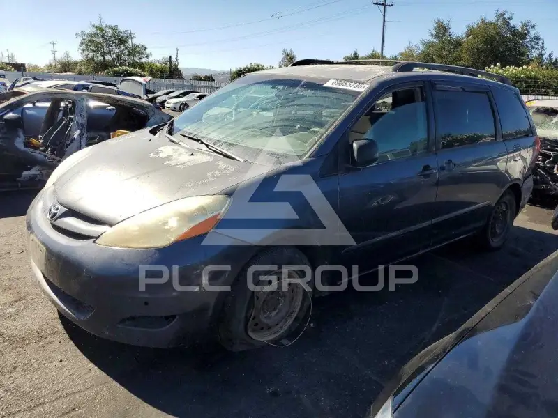 2006 Toyota SIENNA photo