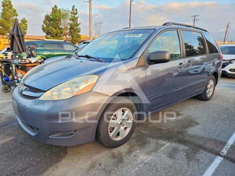 2006 Toyota SIENNA photo