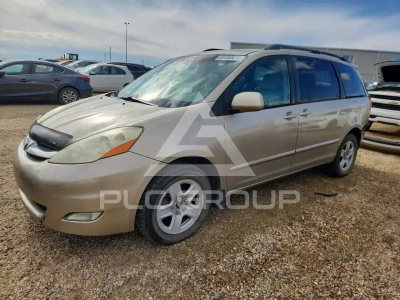 2006 Toyota SIENNA photo