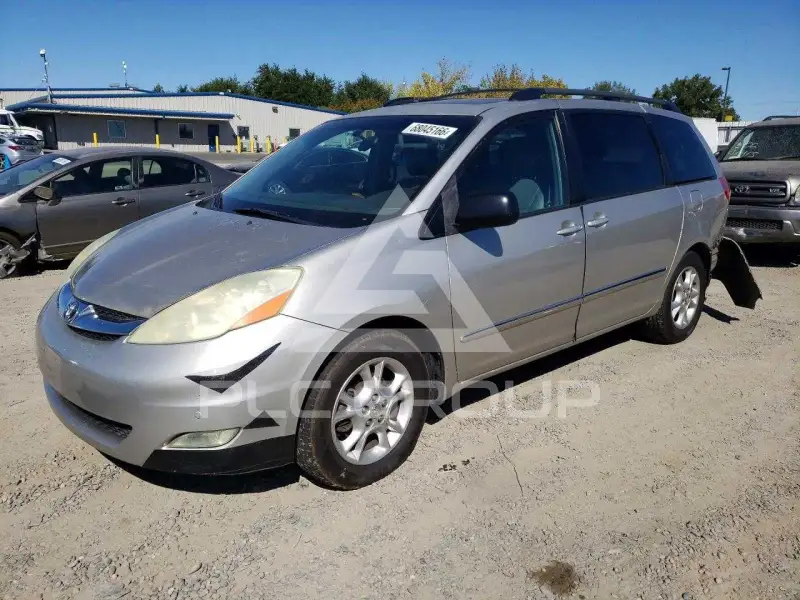 2006 Toyota SIENNA photo