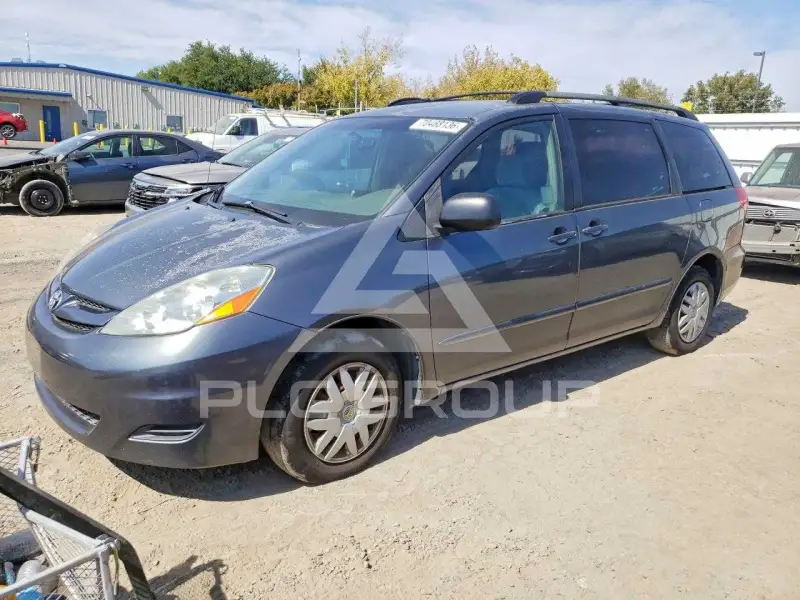 2006 Toyota SIENNA photo
