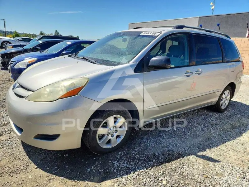 2006 Toyota SIENNA фото