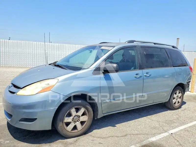 2006 Toyota SIENNA photo