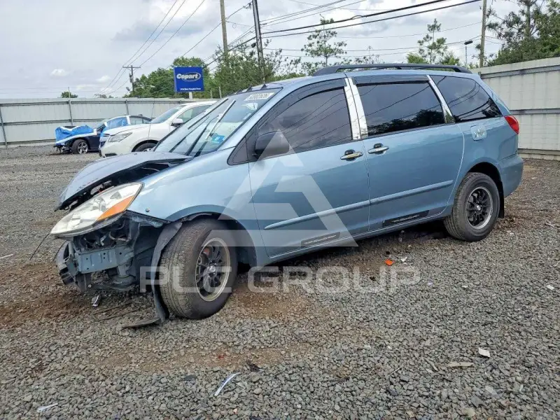 2006 Toyota SIENNA photo