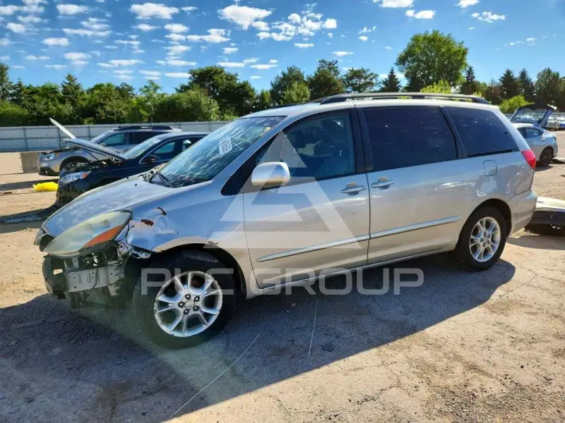 2006 Toyota SIENNA photo