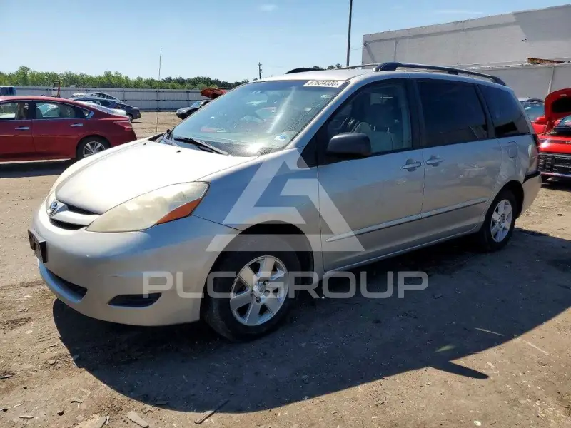 2006 Toyota SIENNA photo