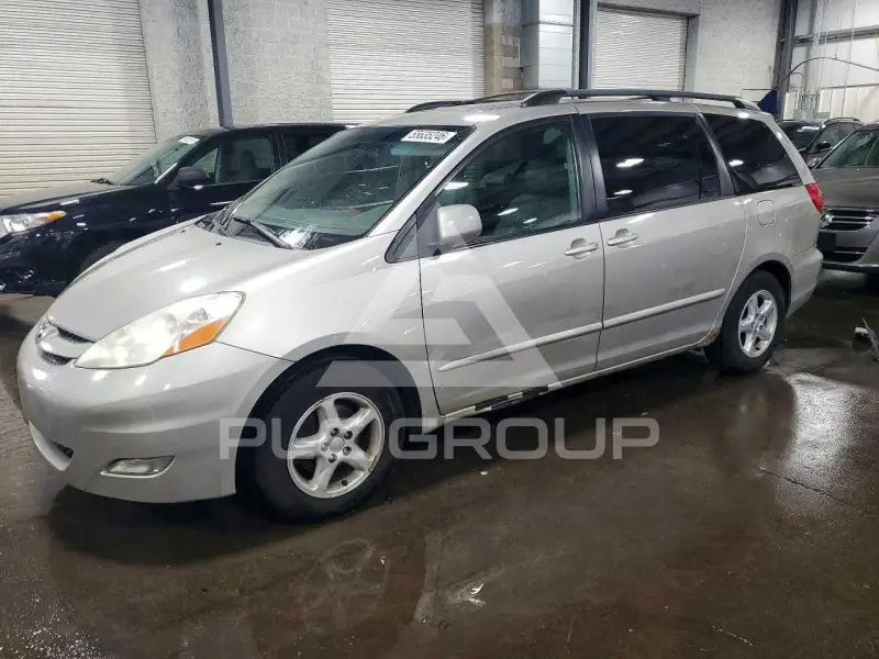 2006 Toyota SIENNA фото