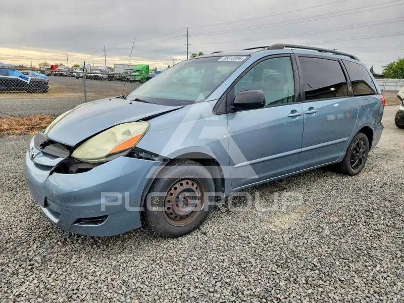 2006 Toyota SIENNA photo
