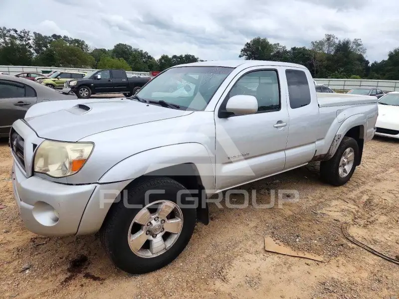 2006 Toyota TACOMA photo