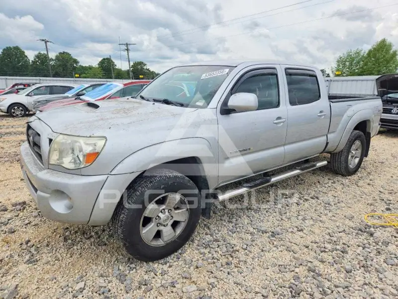 2006 Toyota TACOMA photo