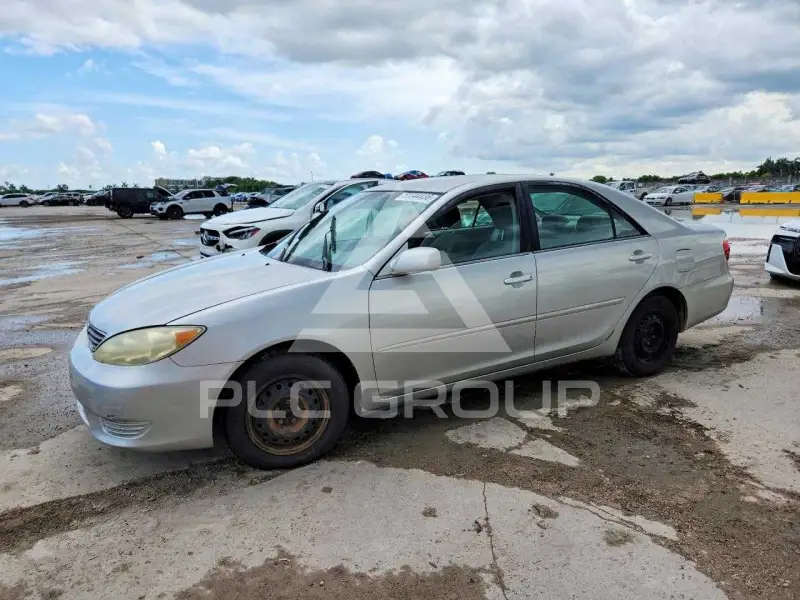 2006 Toyota CAMRY фото