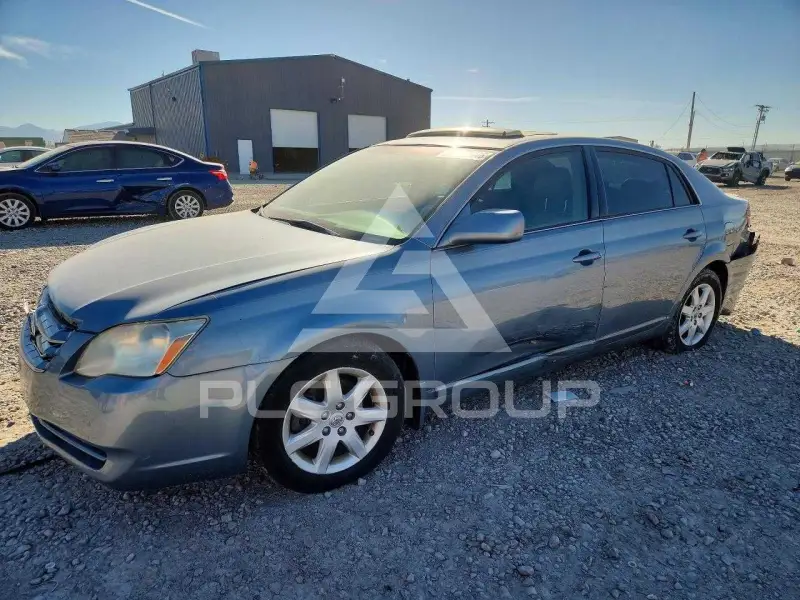 2006 Toyota AVALON photo