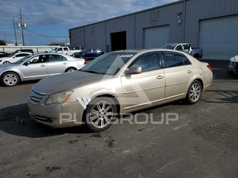 2006 Toyota AVALON фото