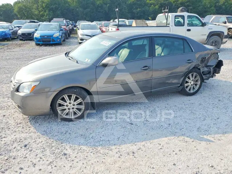 2006 Toyota AVALON photo
