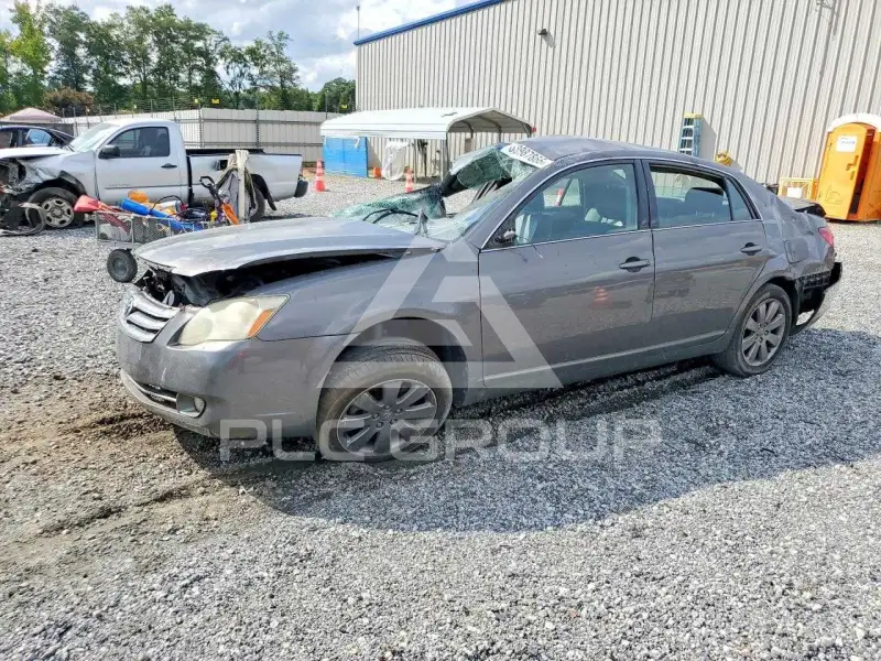 2006 Toyota AVALON фото