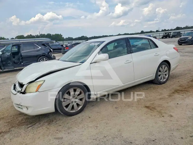 2006 Toyota AVALON фото