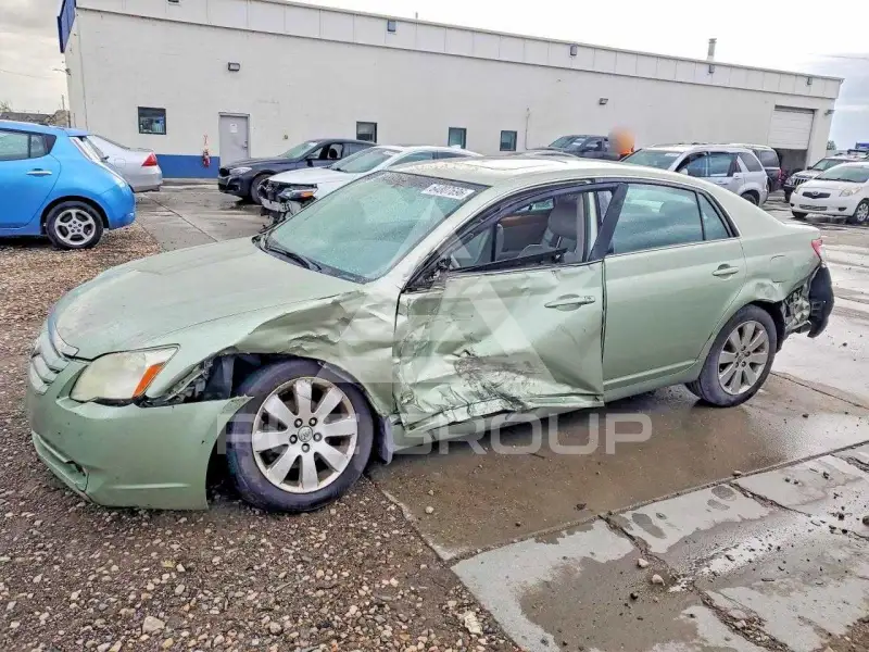 2006 Toyota AVALON фото