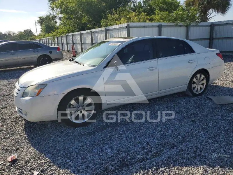 2006 Toyota AVALON фото