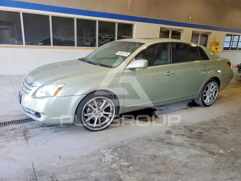 2006 Toyota AVALON photo