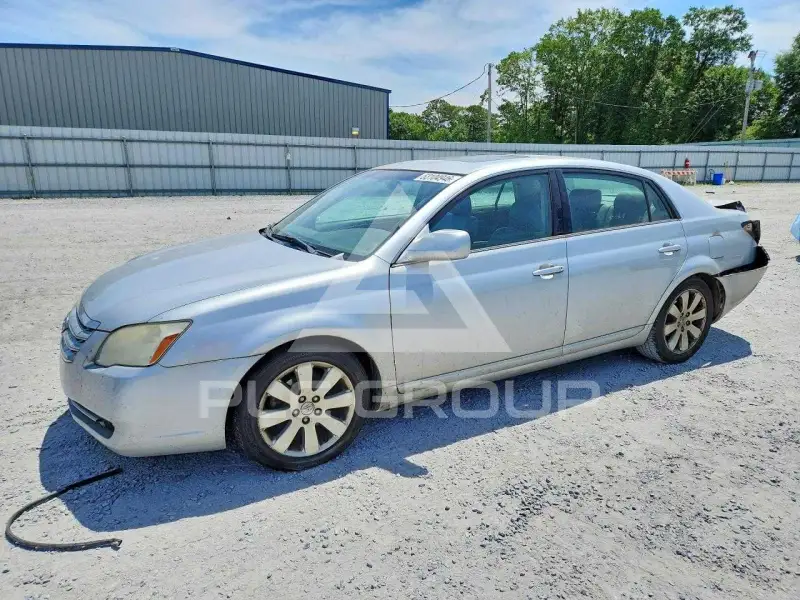 2006 Toyota AVALON фото