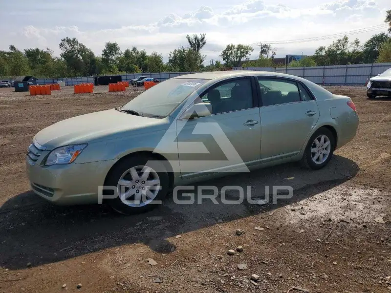 2006 Toyota AVALON фото