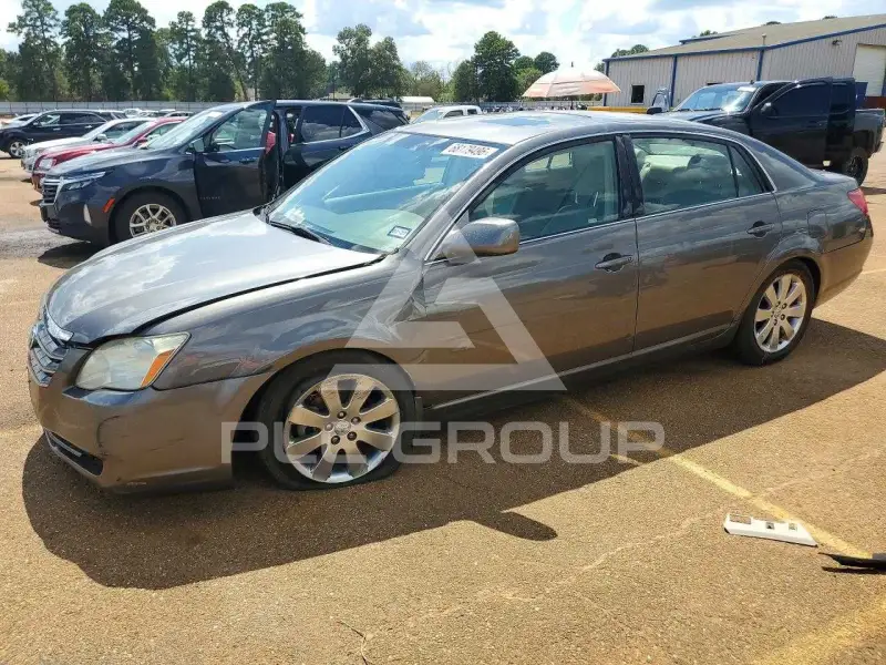 2006 Toyota AVALON фото