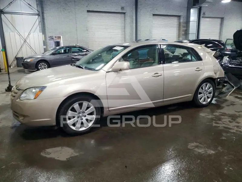 2006 Toyota AVALON фото