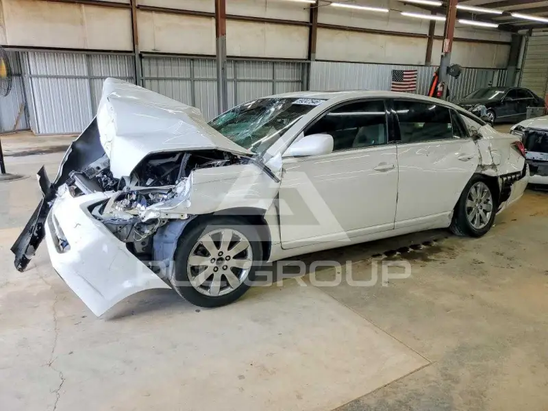 2006 Toyota AVALON фото