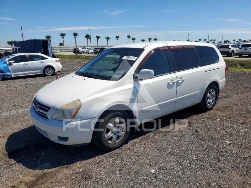 2006 KIA Sedona фото