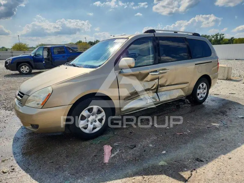 2006 KIA Sedona фото