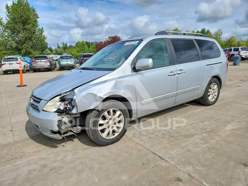2006 KIA Sedona фото