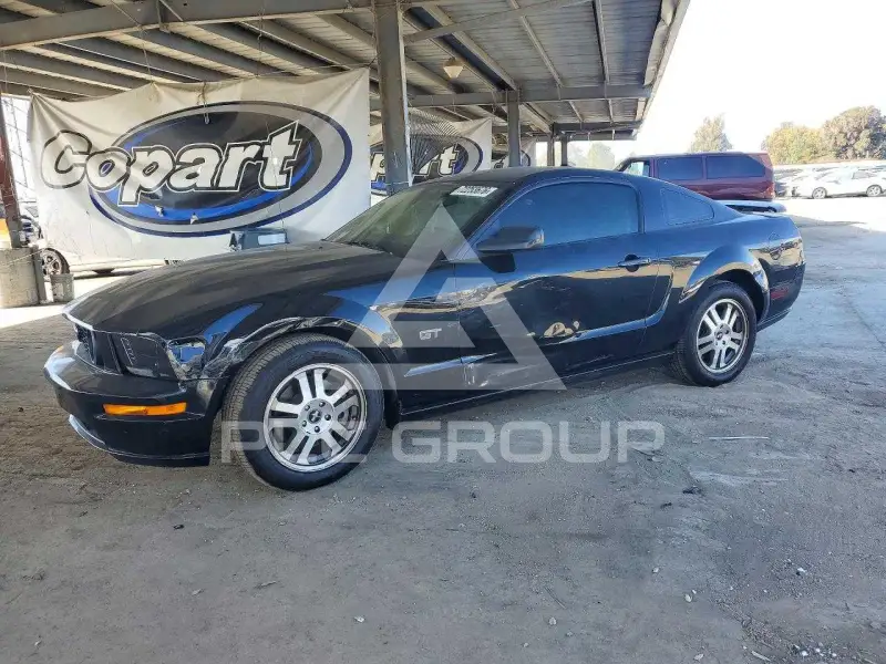 2006 Ford MUSTANG photo