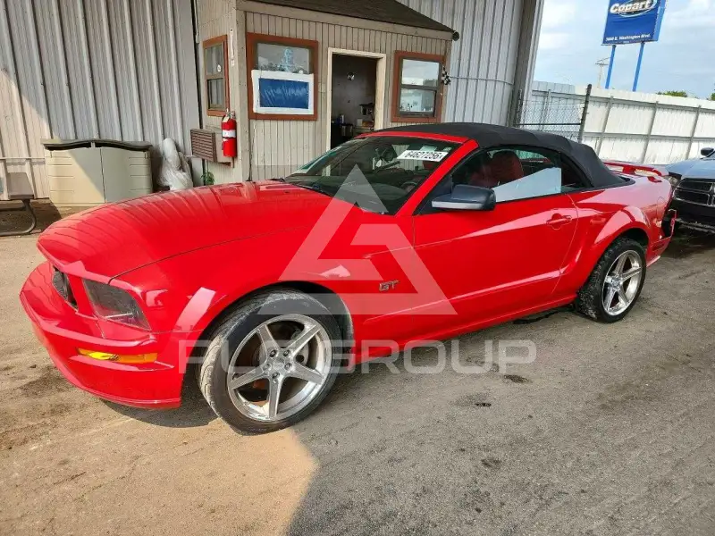 2006 Ford MUSTANG фото