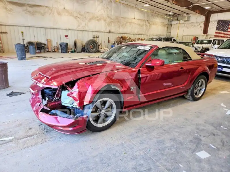 2006 Ford MUSTANG фото