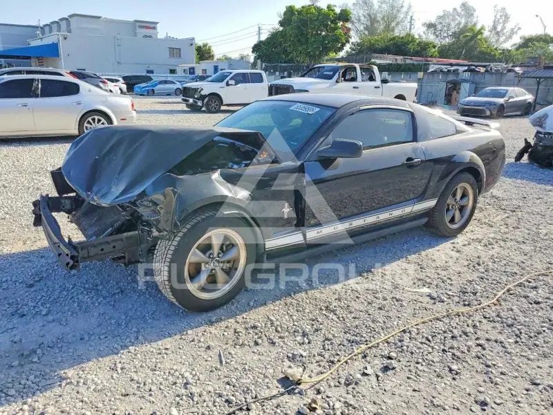 2006 Ford MUSTANG photo