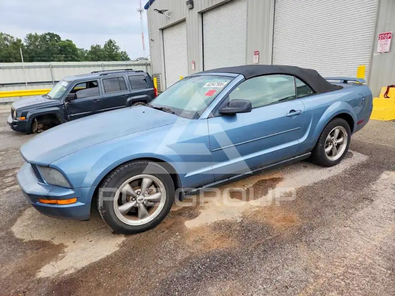 2006 Ford MUSTANG фото