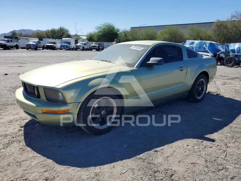 2006 Ford MUSTANG фото
