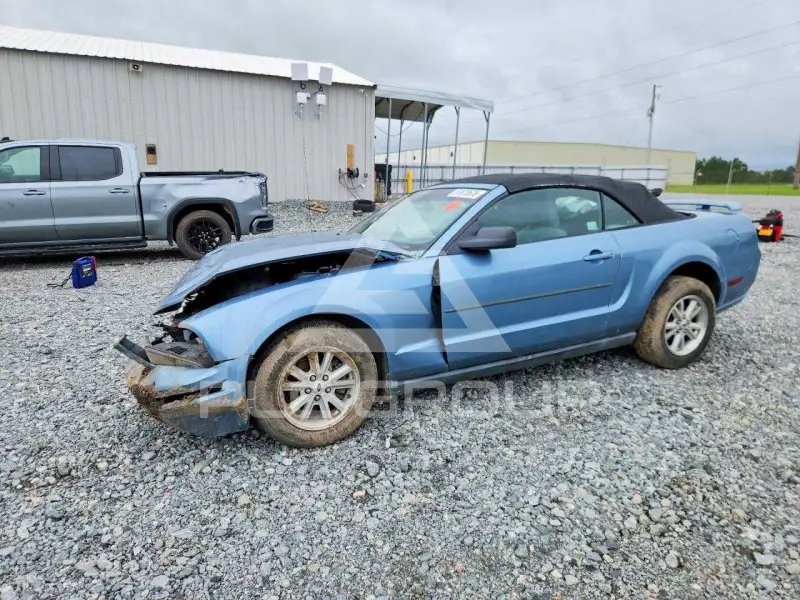 2006 Ford MUSTANG фото